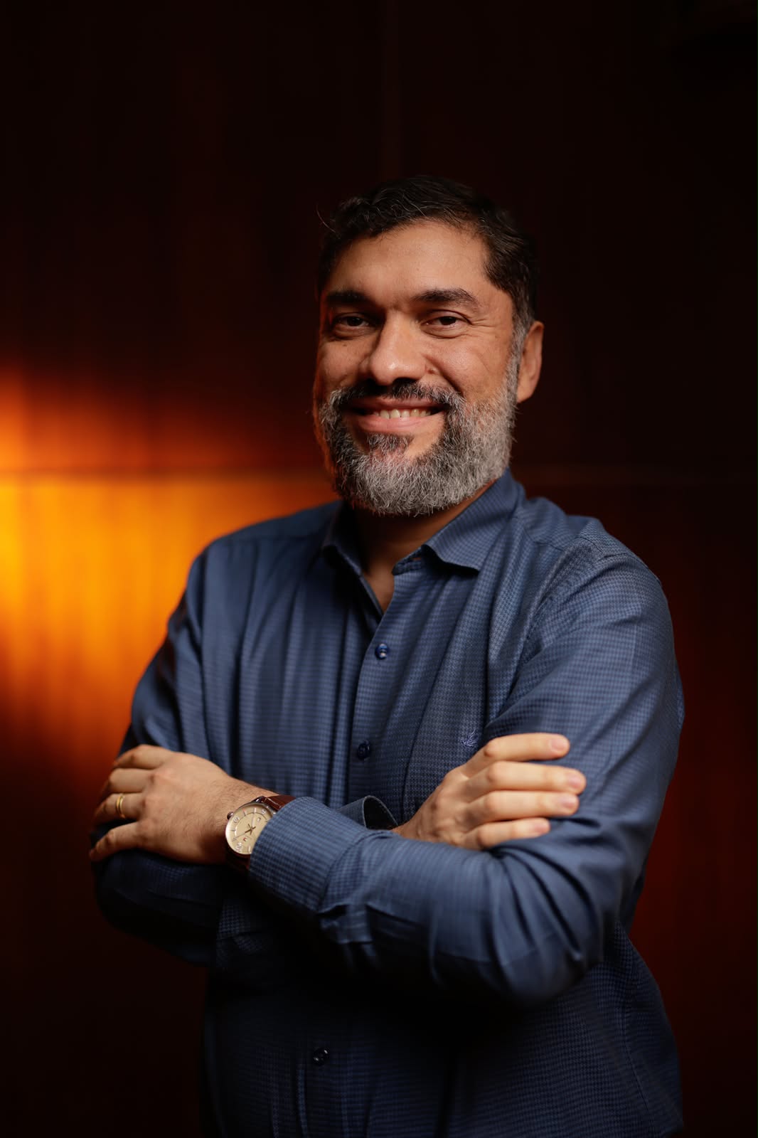 Dr. Diones Aires